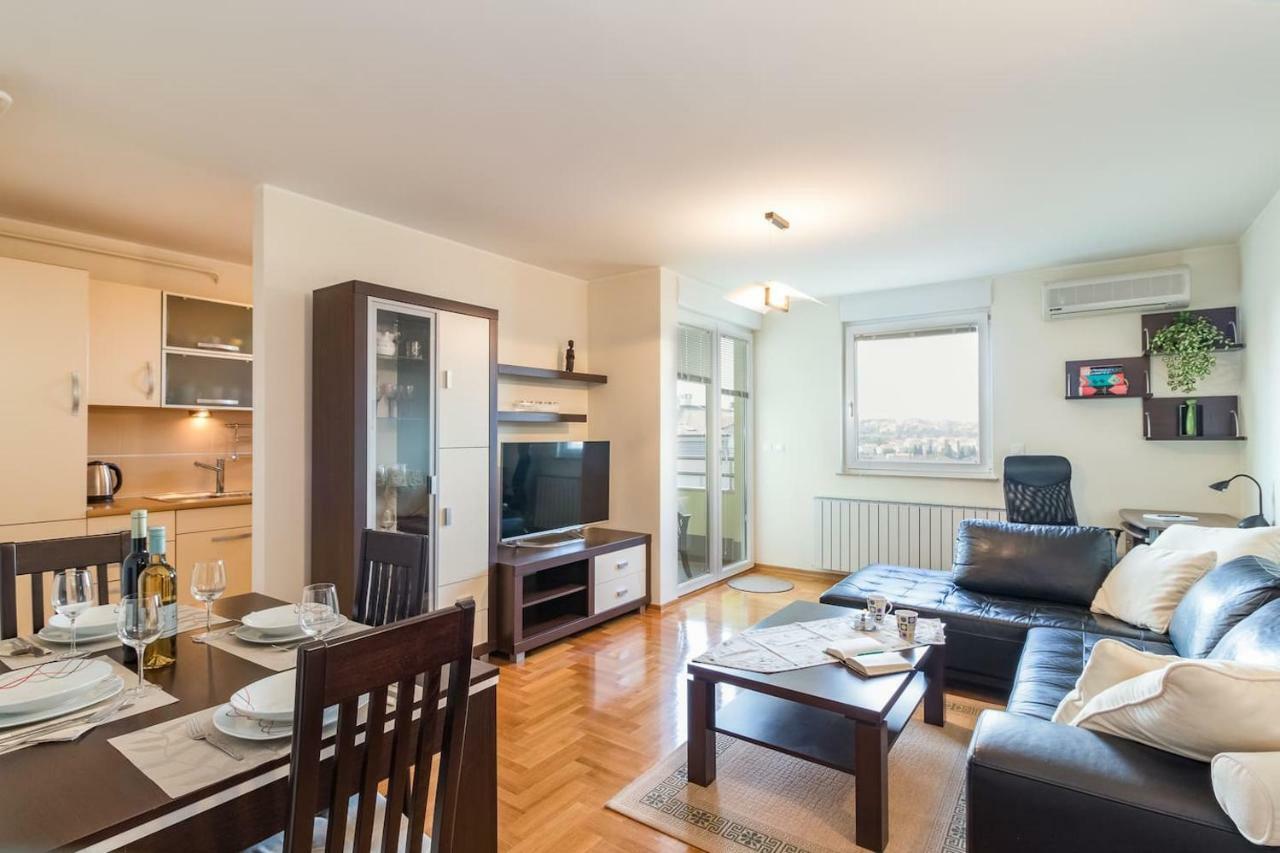 Apartment Klara Pula Bagian luar foto