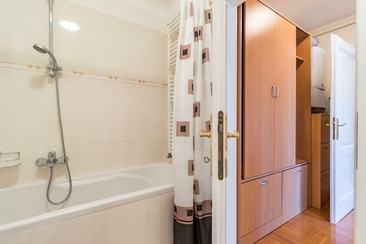 Apartment Klara Pula Bagian luar foto